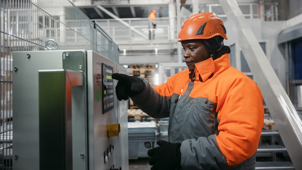 Logistik Kommissionierung Tiefkühllager