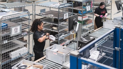 Mitarbeiterinnen Logistik