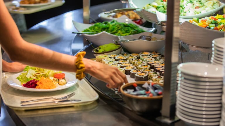 Sushi vom Buffet