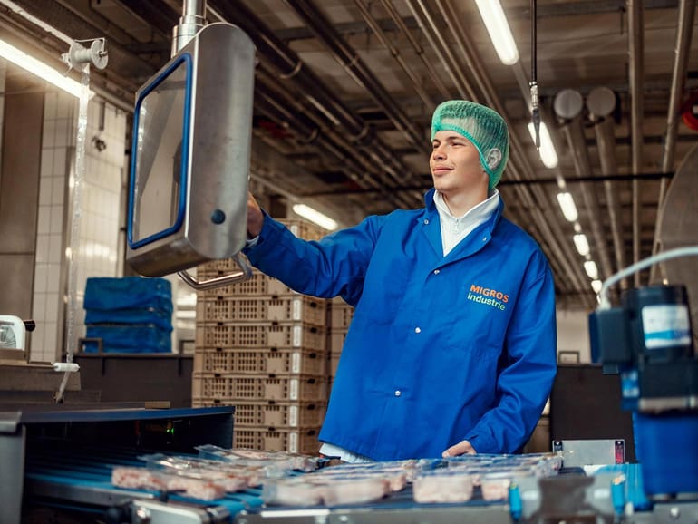Anlagenführer in der Produktion
