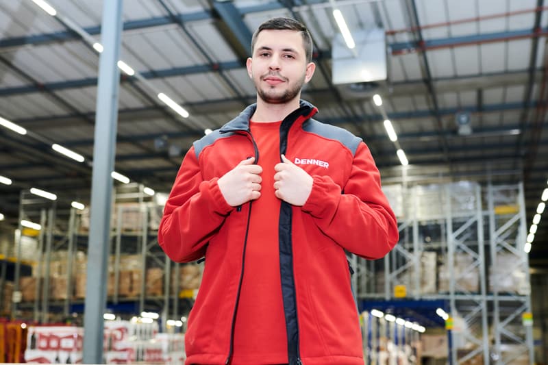 Logistik Mitarbeiter