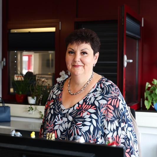 Sabrina Marini dans son bureau de l'admin RH à Marin-Epagnier