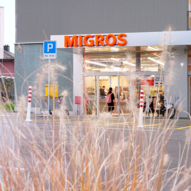magasin_migros_entrée