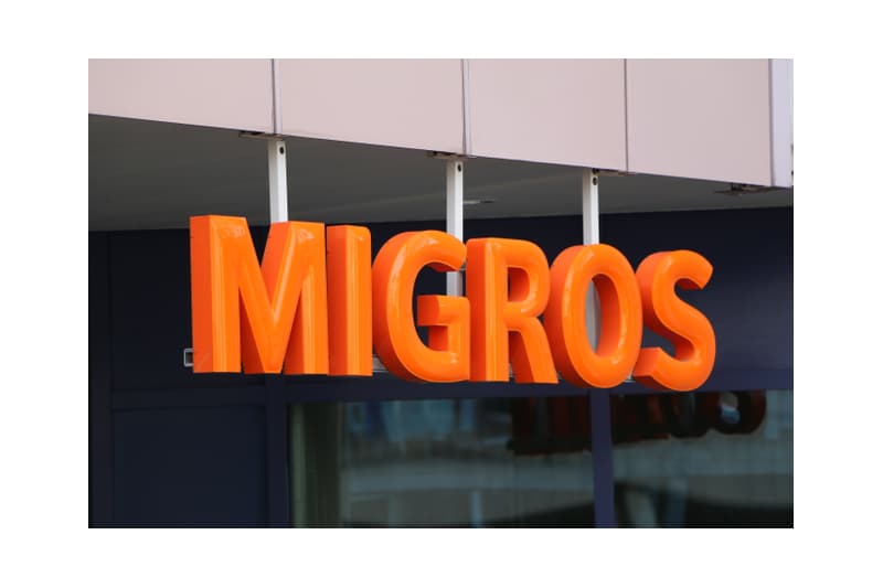 Scritta di una filiale Migros