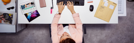 Trainee am Arbeitsplatz