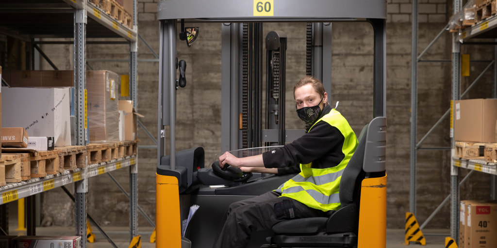 Migros Gruppe Testimonial Yanik Lanz Migros gruppe jobs